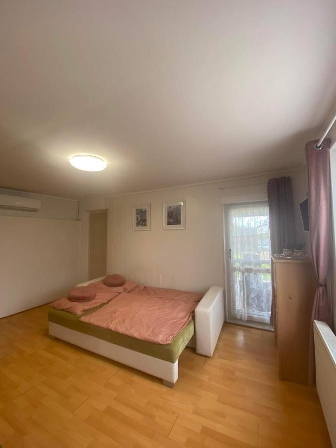 Villa Dora Apartman Balatongyörök Exterior foto