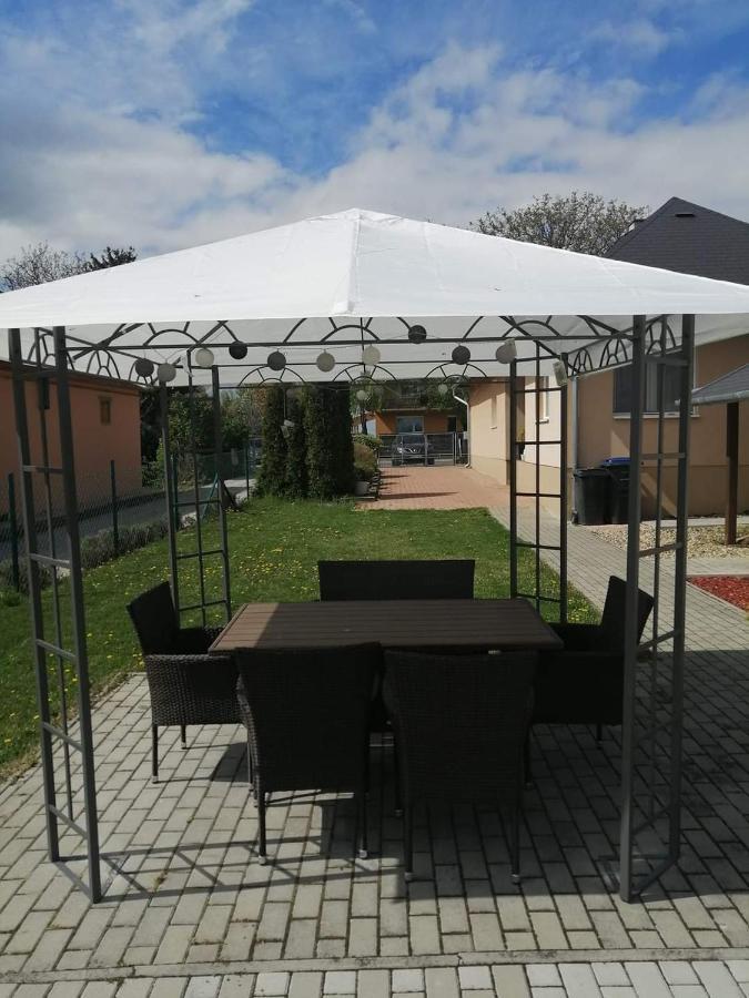 Villa Dora Apartman Balatongyörök Exterior foto